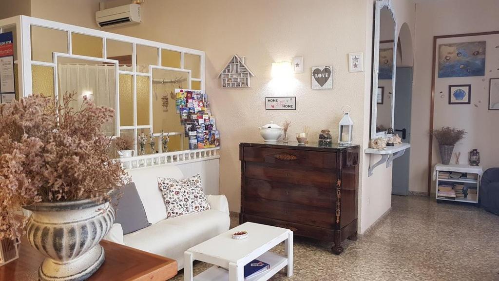 Hotel Maeva ,1 Star B&B Lloret de Mar Zewnętrze zdjęcie